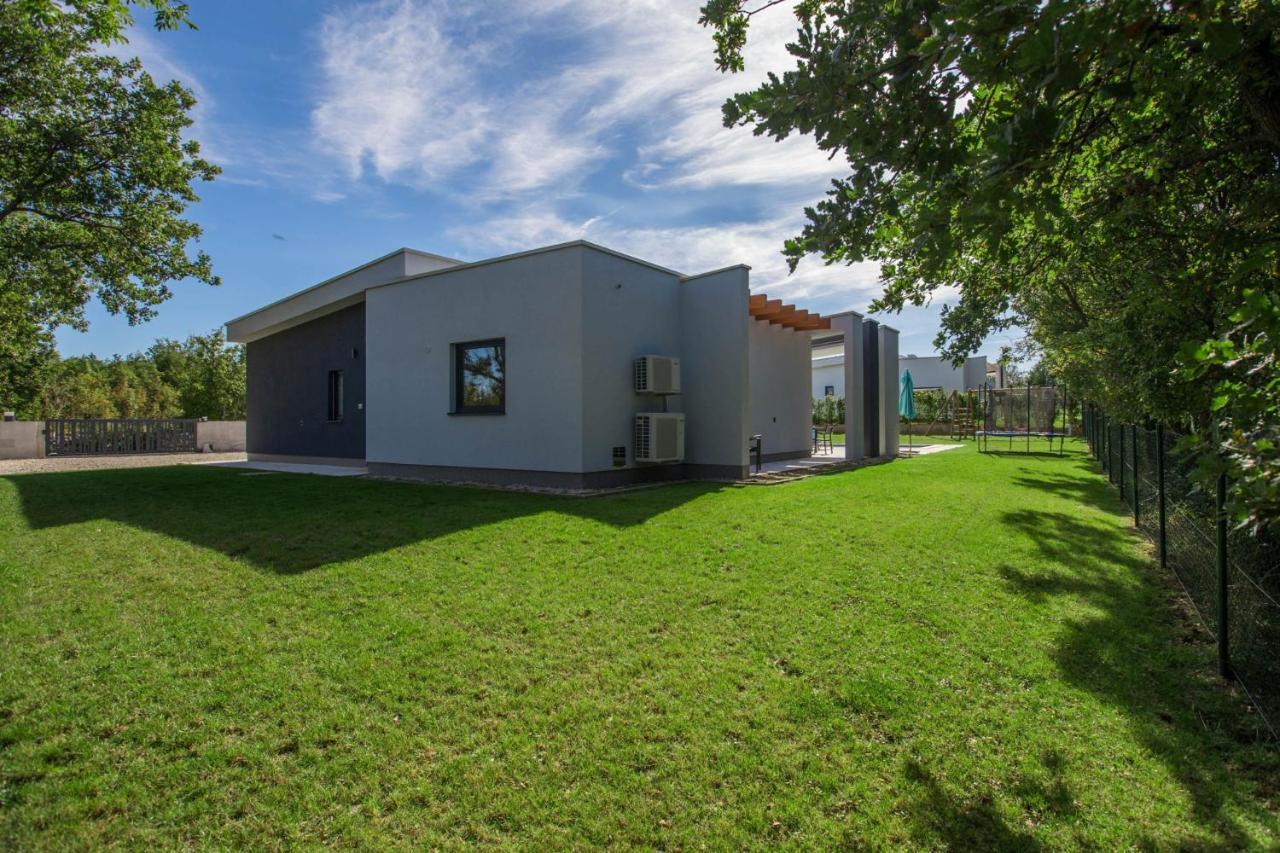 Villa Mariva Zminj Luaran gambar